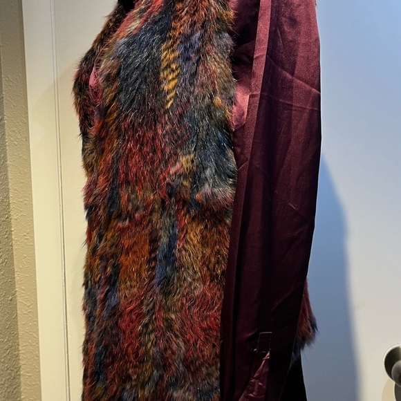 real rabbit furr vest and blouse set by Adore - Picture 5 of 16